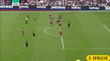 中超16队平均投入不足2亿，中足联节流难救联赛，专家呼吁多渠道开源