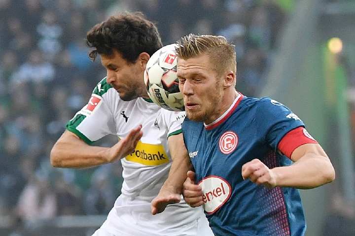 意甲：米兰客场2-1战胜罗马