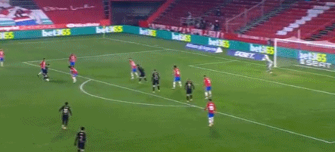 尤文vs乌迪内斯：伊尔迪兹、乔纳森-戴维首发，麦肯尼出战