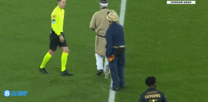 闫炳良：落后的时候没有放弃，希望伤员早日康复打好最后一场